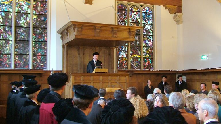 Oratie in het Groot Auditorium van het Academiegebouw Leiden